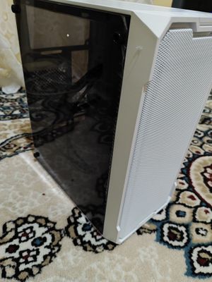 Mini oq case zamonaviy yangi