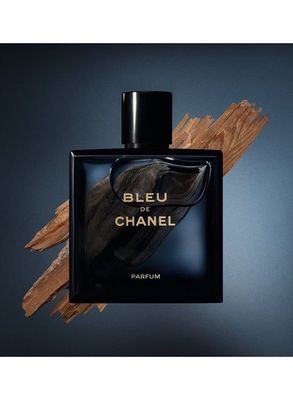 Bleu de chanel  paris