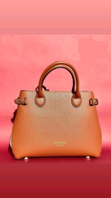 Сумка BURBERRY (lux качество) Имеются в 2х цветах
