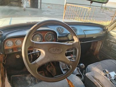 Jiguli vaz 2103 sotiladi