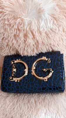 Продаётся новая сумочка от Dolce Gabanna