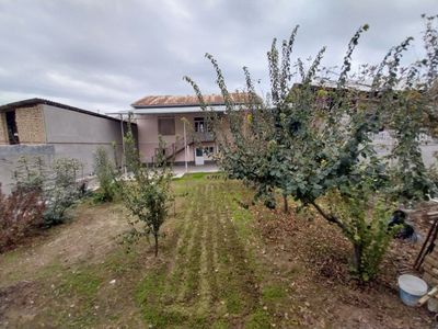 Uy sotiladi Участка срочно продаётся