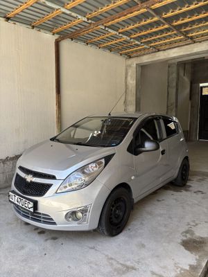 Chevrolet Spark 2015