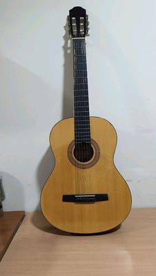 HOHNER Klassik Gitara–Sotuvda.