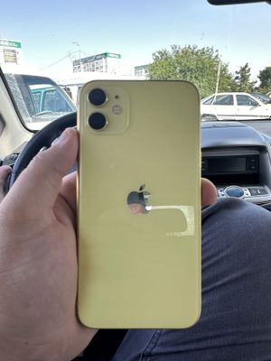 Продам iphone 11 64gb срочно