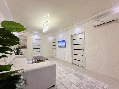 Продаётся квартира на Чиланзаре 2/1/6 (52 м²)
