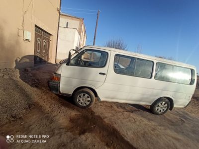 Tayota Hiace 1991 yil