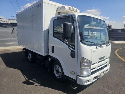 ISUZU NLR 85A ref 2010 йил холодильник. Исузу рефрижиратор 3,5 тонна