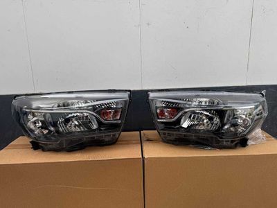 Lada Vesta передние фары