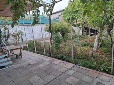 Продаю участок 4 соток 6 комната. Маххаля Янгиобод.