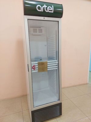 Холодильник-витрина Artel, новый, состояние рабочее