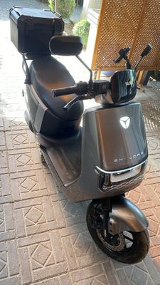 yadea e10 epoc N1 скутер 100км бир зарядда