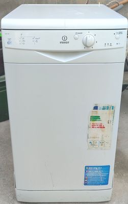 Посудомоечная машина Indesit