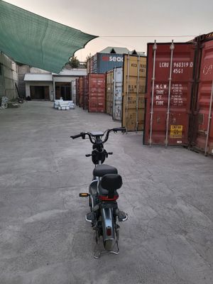 Skuter sotiladi yuriw tortiwi zo'r pul kerak srochnii berip yuboraman