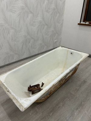 Ванна чугун сотилади
