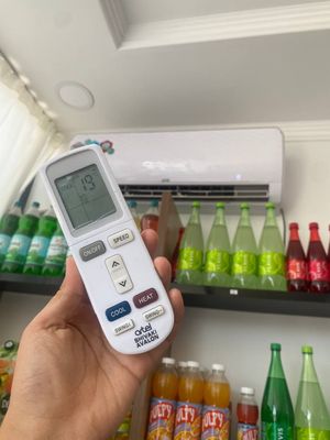 Artel 18 lik konditsioner srochna sotiladi. Narxi 3 mln so'm