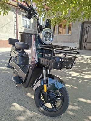 Elektorniy skuter sotiladi prestige