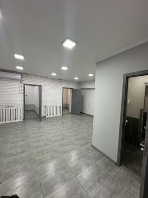 Сдам офис первая линия 70м2