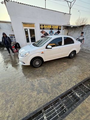 Kraska toza tayyor kiridid bor 3400 chiqadi 60 oyga olingan 21 tolanga