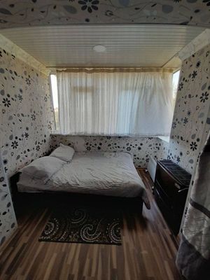 Чилонзор метро ёнида ижарага уй