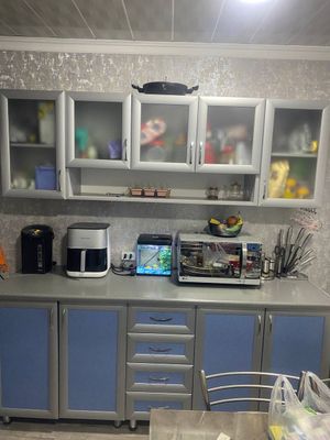 Продается кухонная мебель.