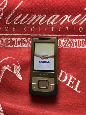 Продаеться Nokia 6500S