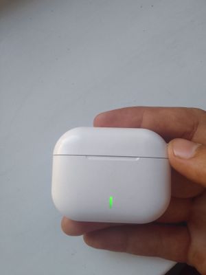 Air pods sotiladi