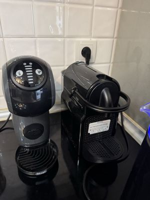 Капсульные кофе машины Delonghi