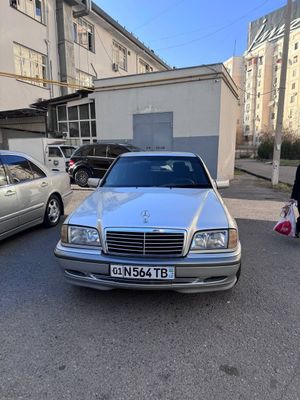 Mercedes benz w202 srochna sotiladi