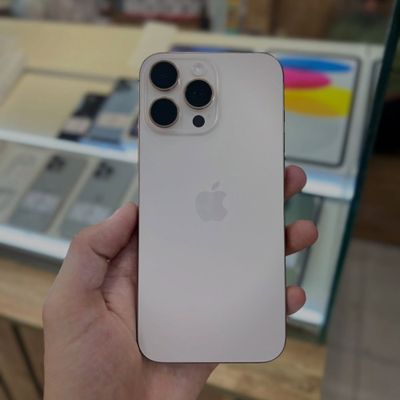 Iphone 16 pro max desert
