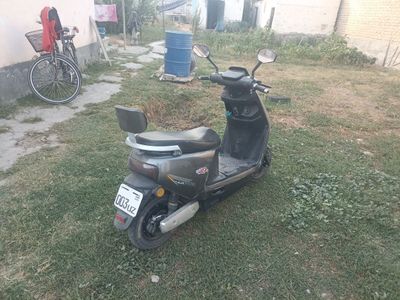 Скутер продаётся