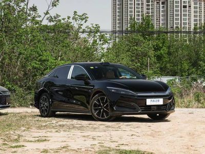 BYD Han L 2025 Qora va Oq