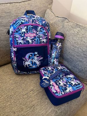 Школьный набор от smiggle