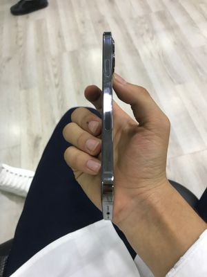 Iphoni 12 pro max zapchast idal xolatda