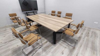 Переговорный стол / конференц стол