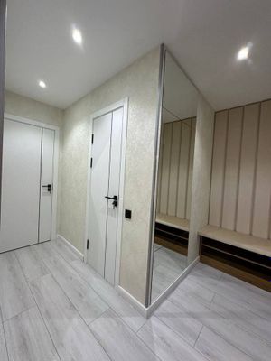 Продаётся 1в2 хкомнатная квартира