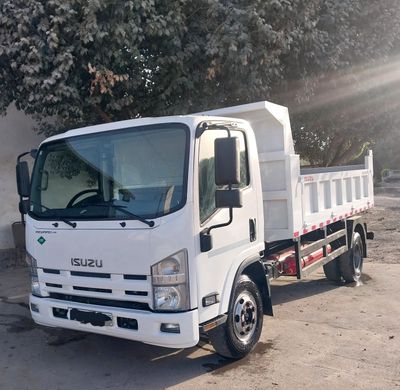 Isuzu samasval sotiladi