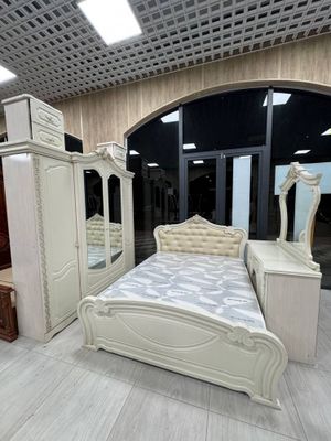 Spalniy ganitur kamplekt