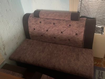 Продам диван уголок для кухни