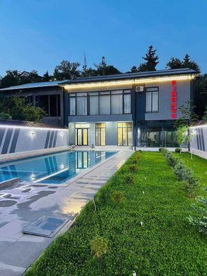 Dacha Firdavs Hause