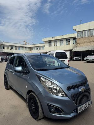 Spark sotiladi 6300$ kami bor