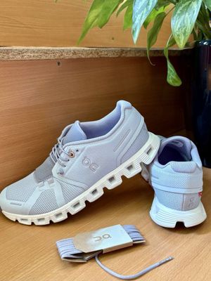Женские кроссовки ON CLOUD, ОРИГИНАЛ ШВЕЙЦАРИЯ, 39-38 размер