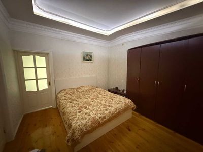 6к, 2 этажа, с ремонтом 3,5 сотки рядом с метро и Парк Гафура Гуляма`