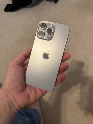 iPhone 15 Pro Max 256GB