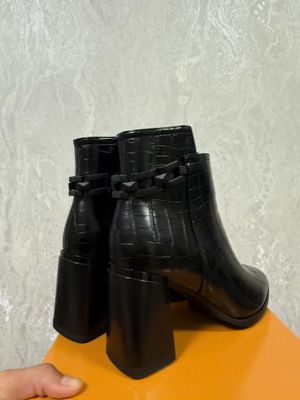 Полусапоги от ZARA размер 40
