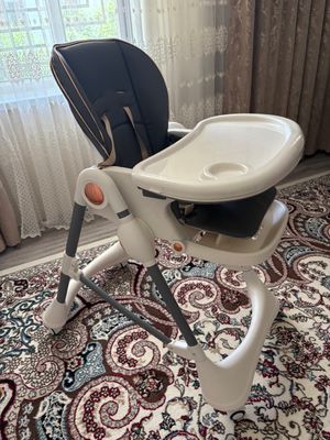 Bolalar ovqatlanadigan stul