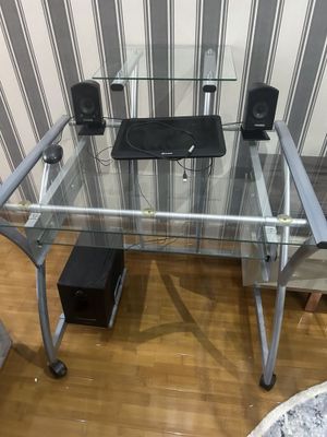 Продается Письменный стол