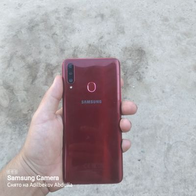 Samsung A20 s sotiladi 32gb