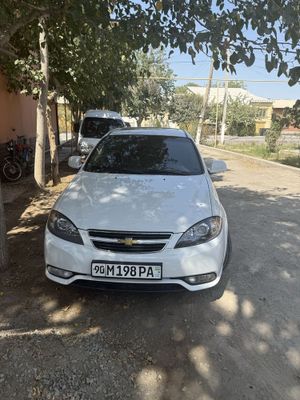 gentra 2020 yili probegi 130000 halol xolati ideal
