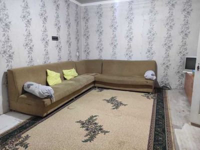 Ховли ижарага берилади 2 хонали рисовый бозор атрофида